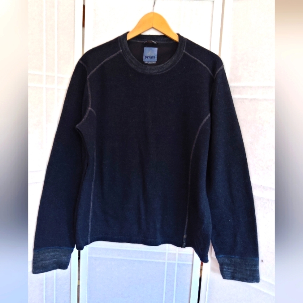 Prana men's pull over wool blend crew neck charcoal sweater